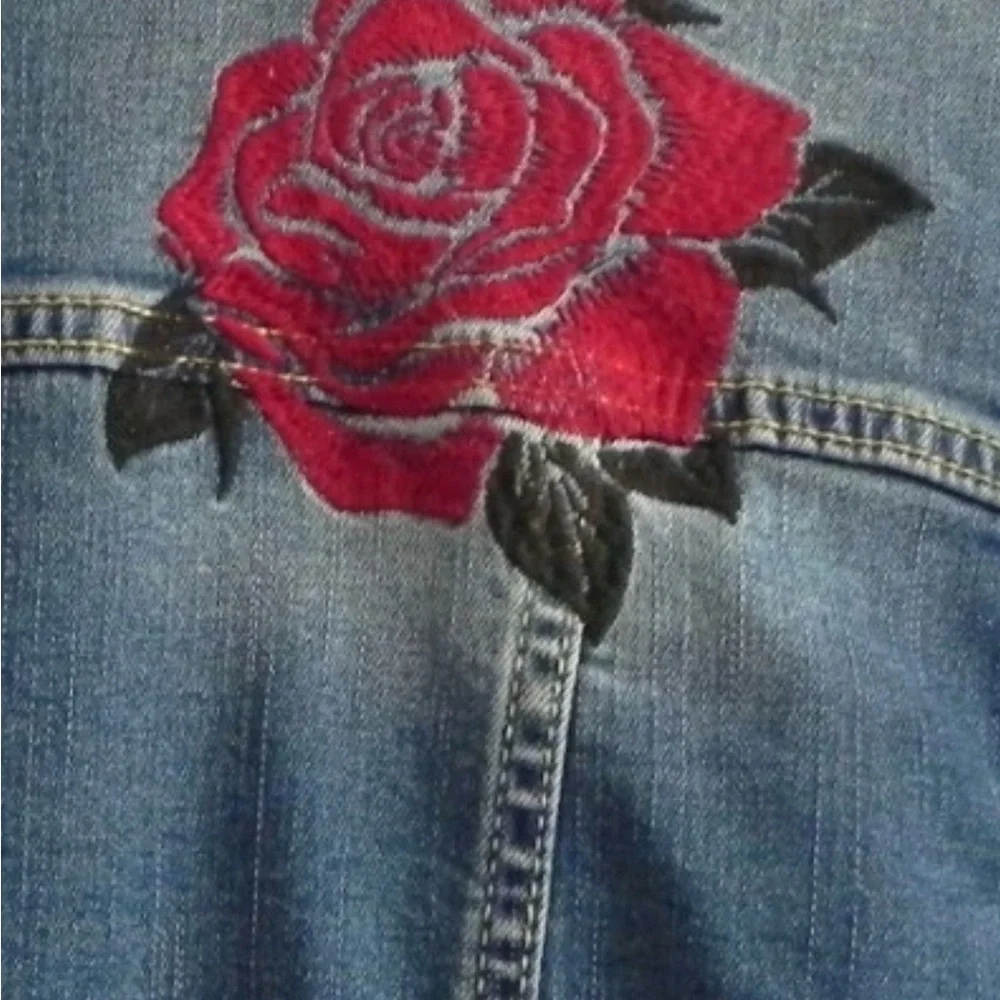 LuLaRoe Jaxon Floral Rose Embroidered Denim Jean Jacket - Picture 3 of 7